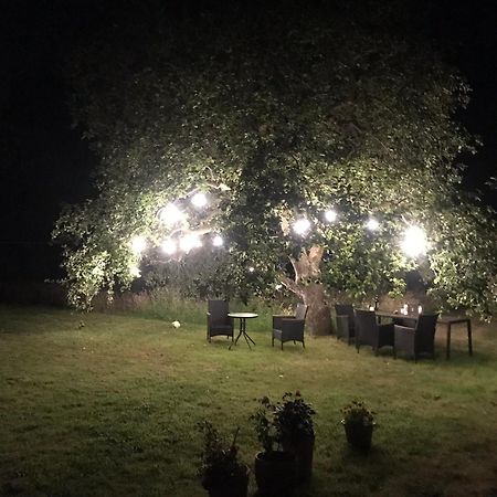Redbrook Farm Bnb - Gateway To The New Forest Fordingbridge Exterior photo